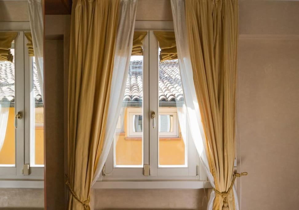 Carbonesi Luxury - Centro Storico Apartment Bologna Ngoại thất bức ảnh